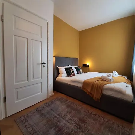 Apartment 4-6 Personen I 80Qm I Altstadt I Dachterasse I Parkplatz Straubing Exterior photo