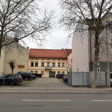 Apartment 4-6 Personen I 80Qm I Altstadt I Dachterasse I Parkplatz Straubing Exterior photo