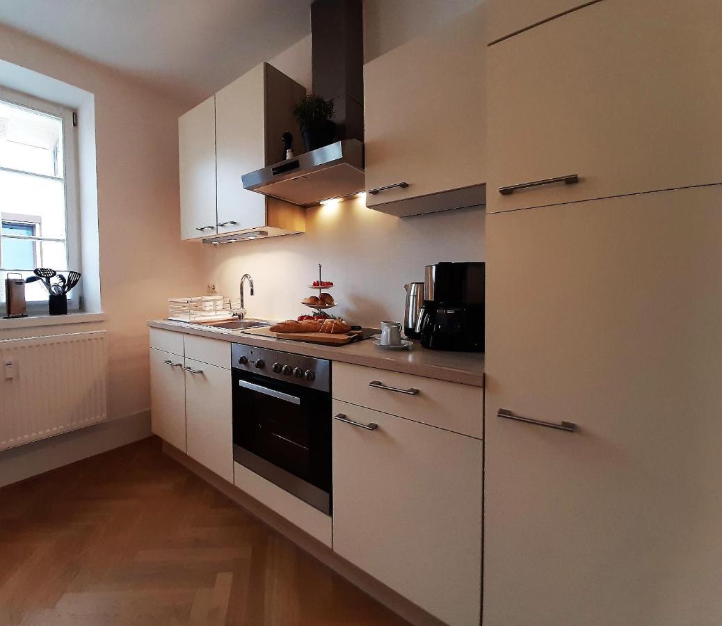 Apartment 4-6 Personen I 80qm I Altstadt I Dachterasse I Parkplatz Straubing