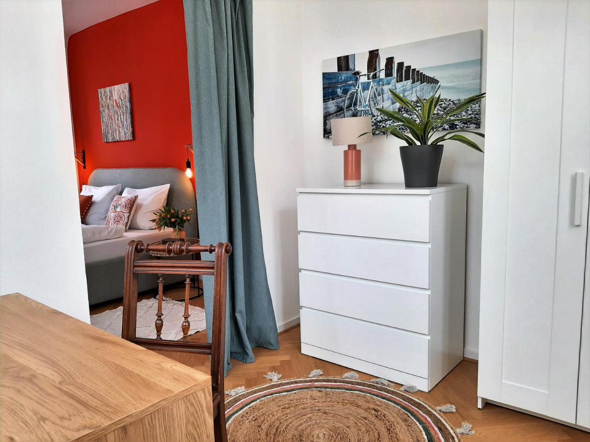 4-6 Personen I 80qm I Altstadt I Dachterasse I Parkplatz Apartment Straubing